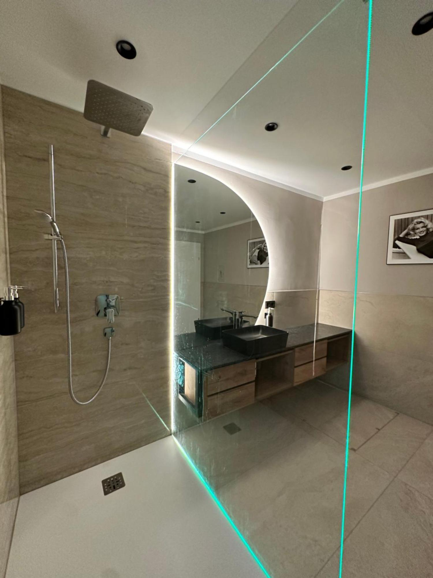 Salzburg Luxury Residence ภายนอก รูปภาพ